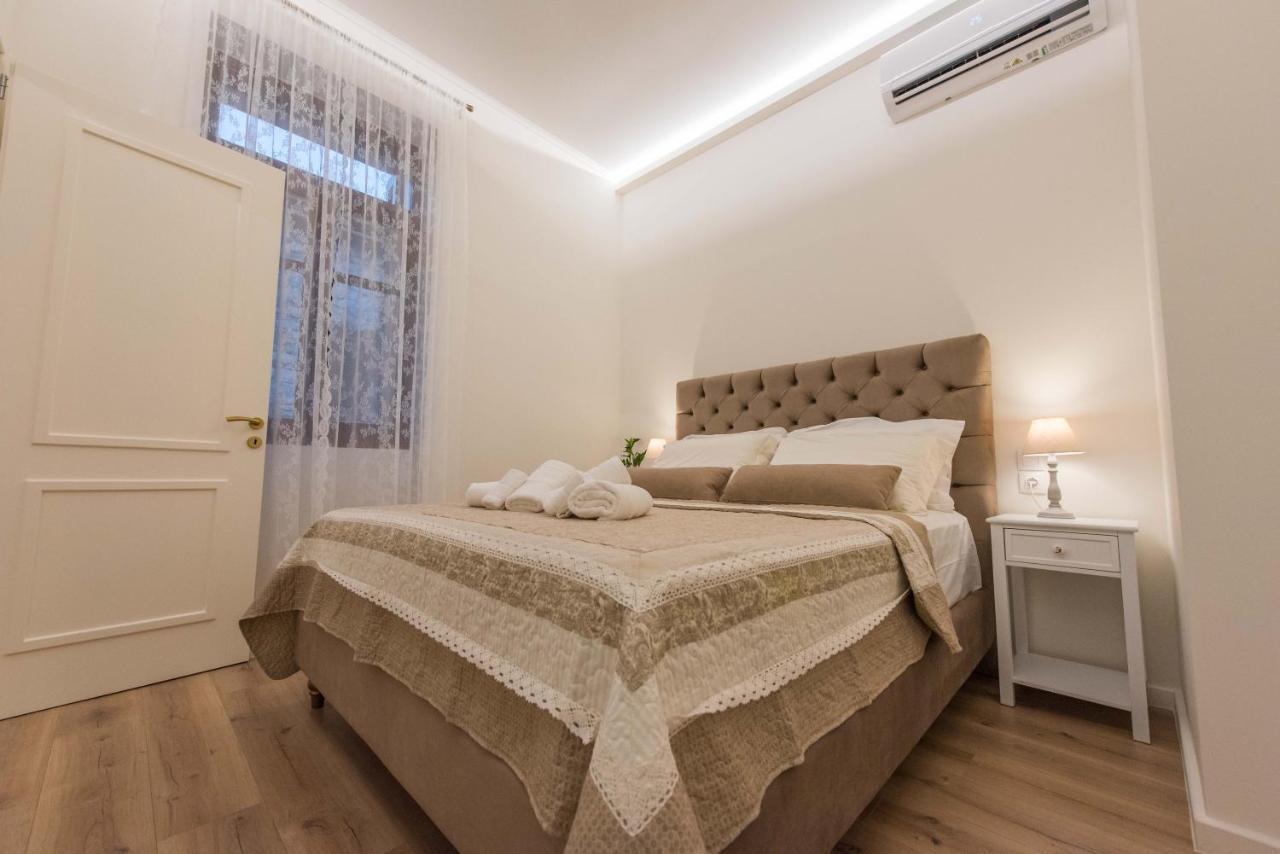 1571_ Suites A2 Nafpaktos Exterior foto
