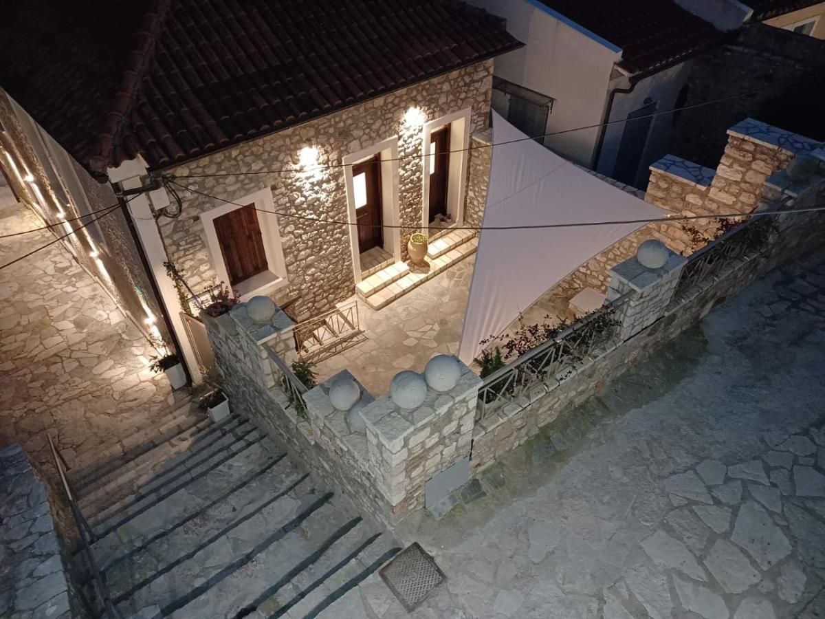 1571_ Suites A2 Nafpaktos Exterior foto
