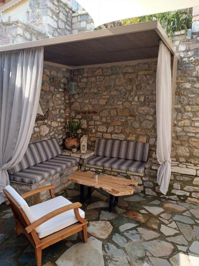 1571_ Suites A2 Nafpaktos Exterior foto