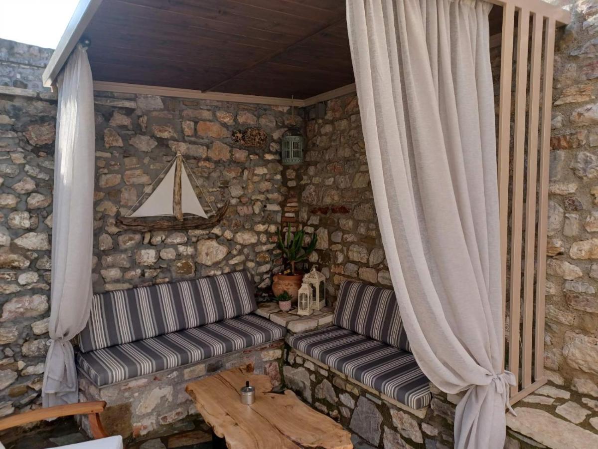 1571_ Suites A2 Nafpaktos Exterior foto